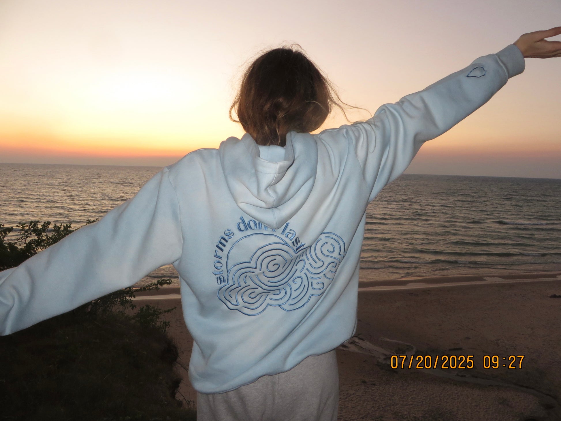 Storms Don't Last Hoodie Light Blue Sunfade